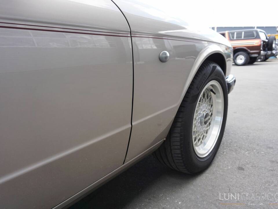 Image 30/61 de Jaguar Sovereign 3.6 (1987)
