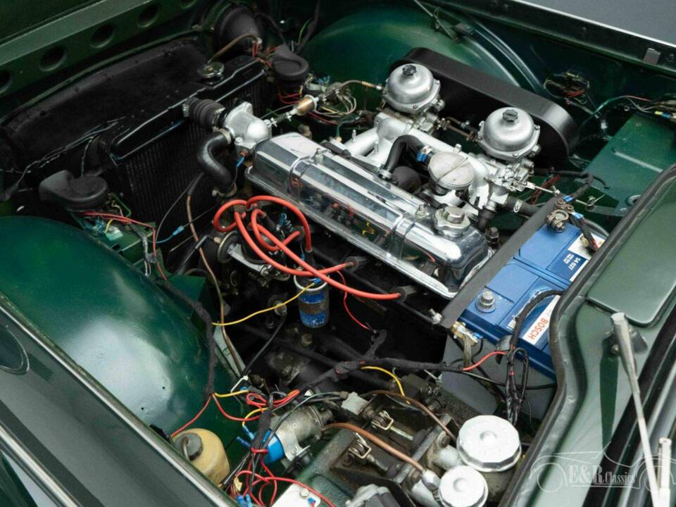 Image 3/17 de Triumph TR 4A IRS (1966)