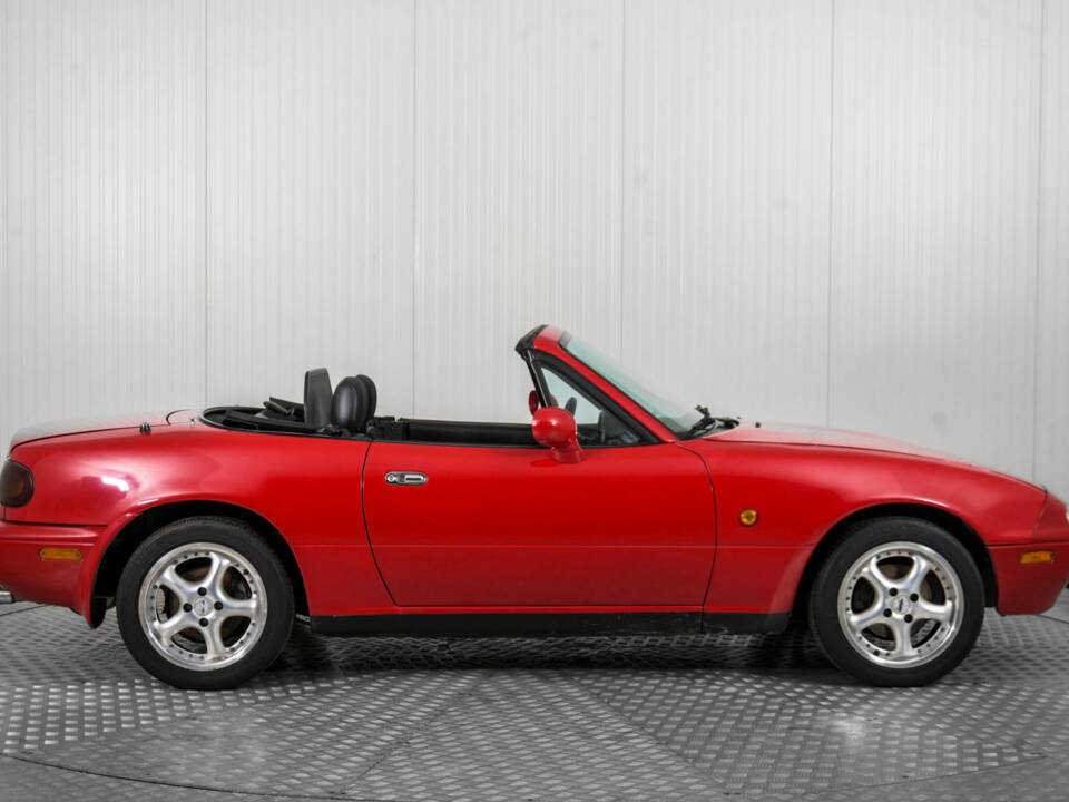 Image 10/50 de Mazda MX-5 1.8 (1994)