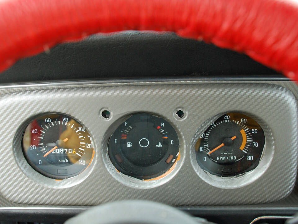 Image 24/38 of Mini 1000 (1987)