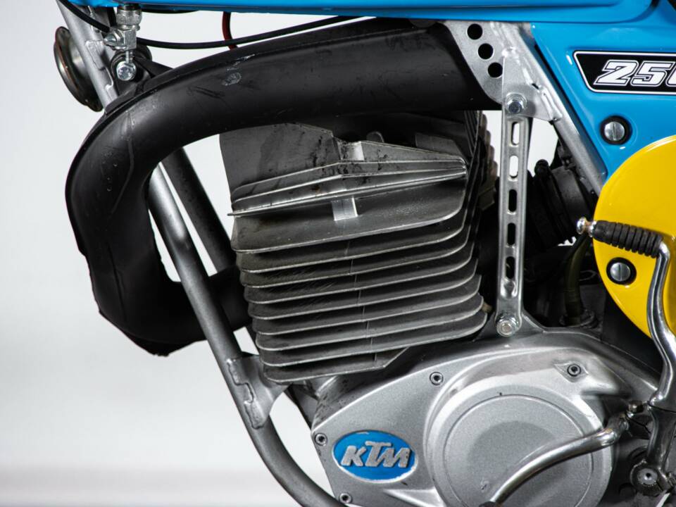 Imagen 25/50 de KTM 250 MC/GS (1977)