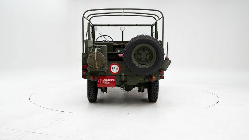 Image 7/15 of Land Rover 107 (1955)