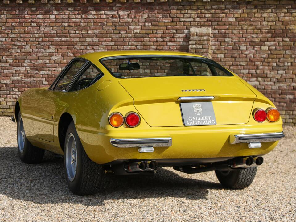 Afbeelding 50/50 van Ferrari 365 GTB/4 Daytona (1971)