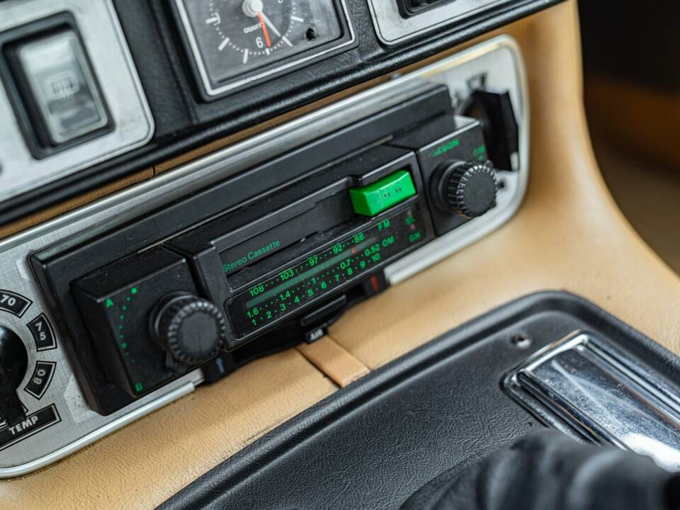 Imagen 40/50 de Jaguar XJ 6 4.2 (1981)