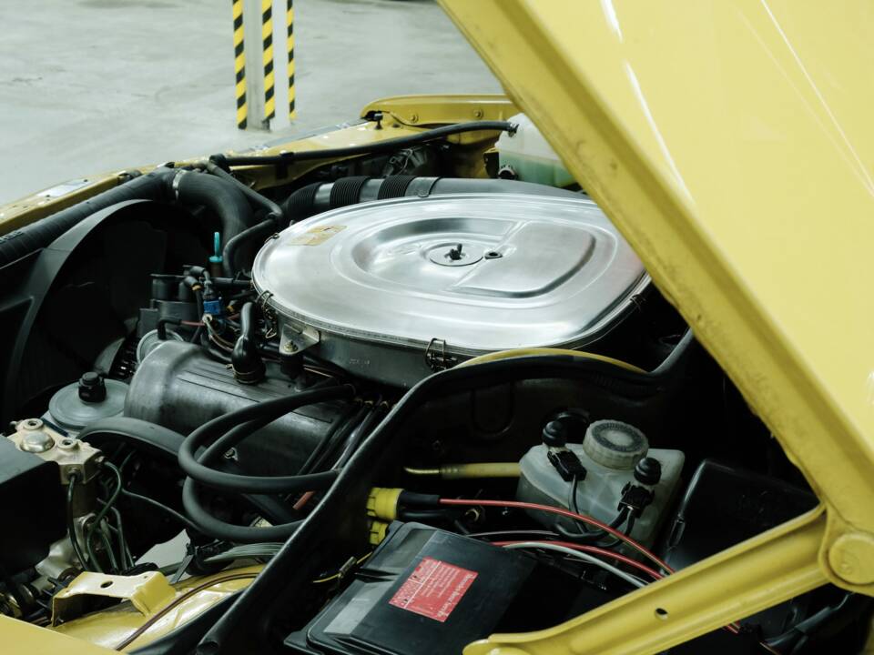 Bild 19/50 von Mercedes-Benz 380 SE (1983)