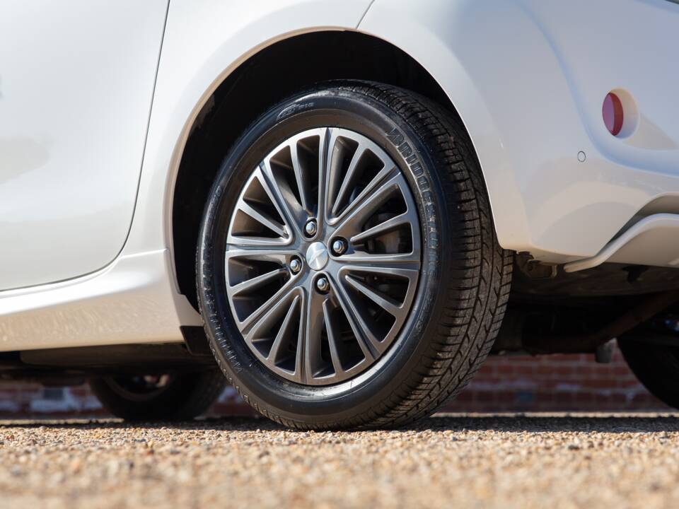 Bild 39/95 von Aston Martin Cygnet (2012)