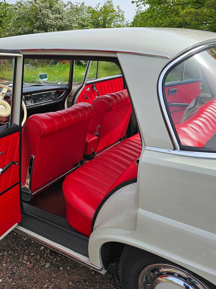 Bild 8/24 von Mercedes-Benz 190 Dc (1963)