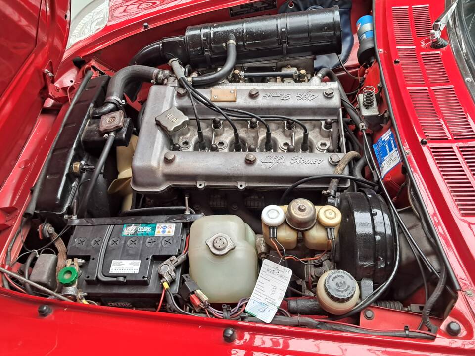 Image 23/38 of Alfa Romeo 2000 Spider Veloce (1978)