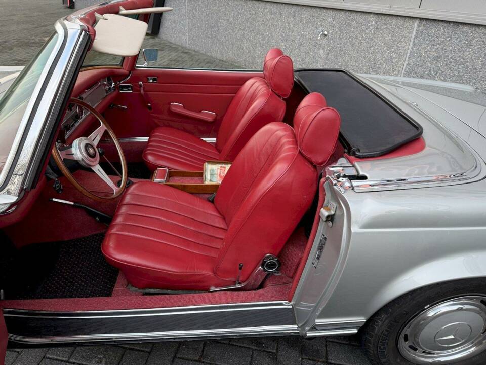 Bild 14/36 von Mercedes-Benz 280 SL (1970)