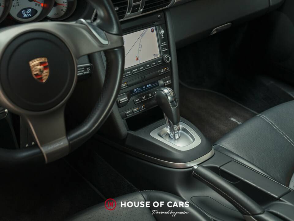 Image 19/23 of Porsche 911 Carrera S (2010)