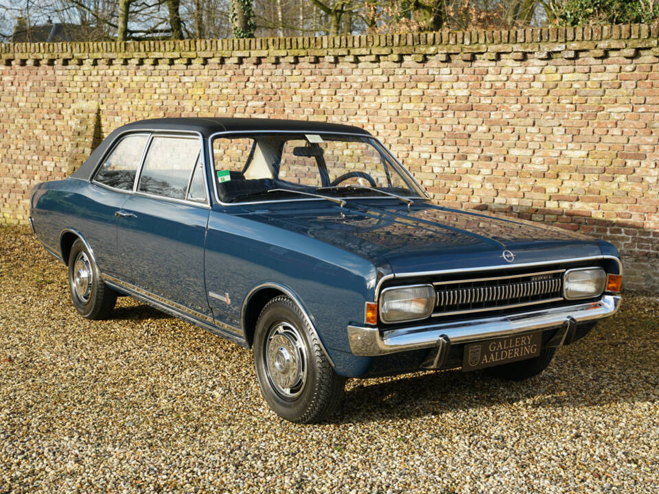 Bild 28/50 von Opel Commodore 2,5 S (1970)