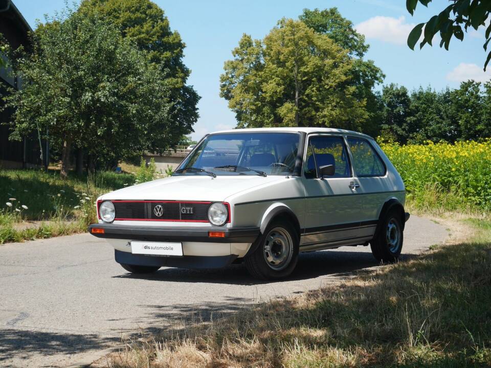 Image 14/35 of Volkswagen Golf Mk I GTI 1.6 (1980)