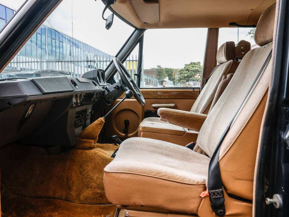 Imagen 33/38 de Land Rover Range Rover Classic (1983)
