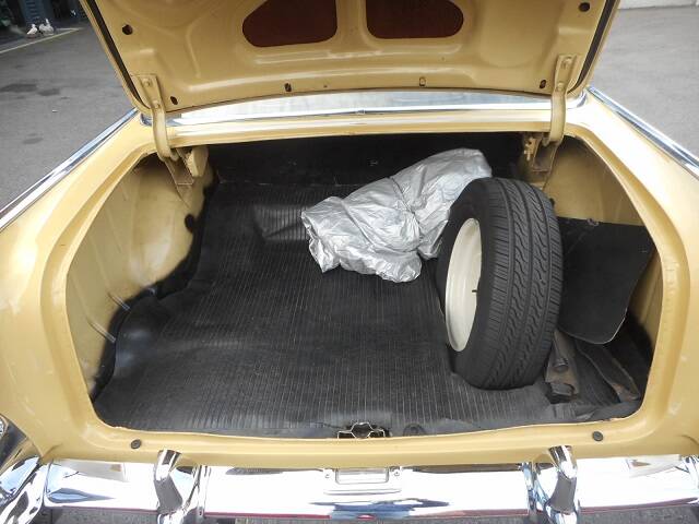 Bild 19/27 von Chevrolet Bel Air Hardtop Coupe (1957)