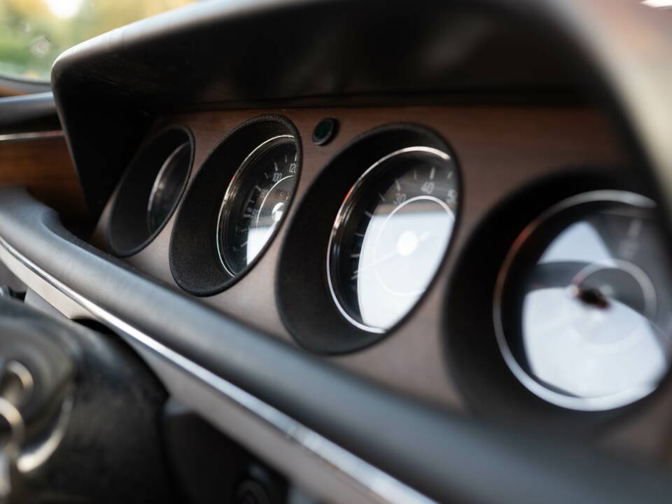 Bild 7/12 von BMW 3.0 CSi (1975)