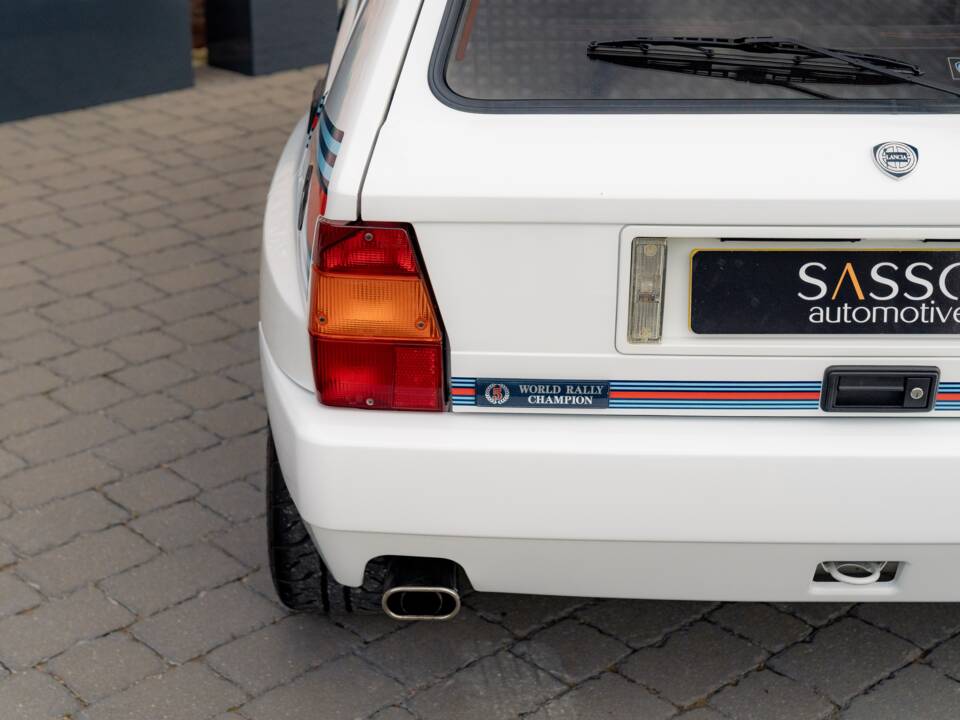 Imagen 92/96 de Lancia Delta HF Integrale Evoluzione I "Martini 5" (1992)