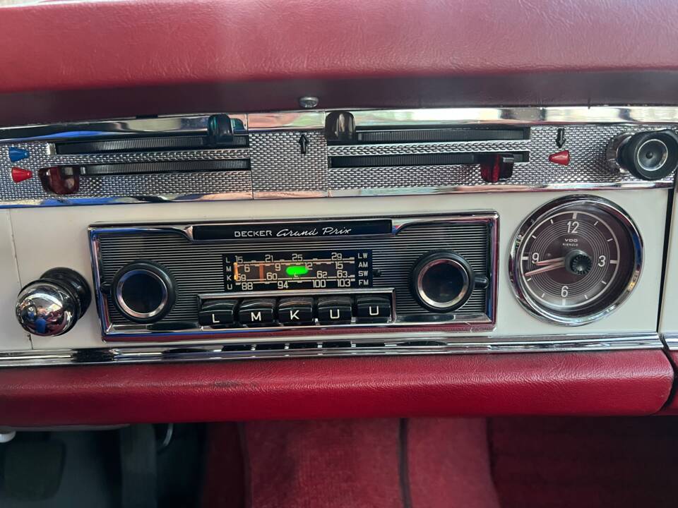 Afbeelding 53/56 van Mercedes-Benz 250 SL (1967)