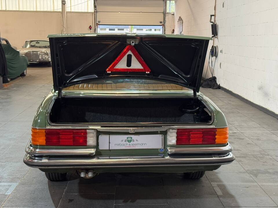 Bild 28/30 von Mercedes-Benz 280 S (1973)