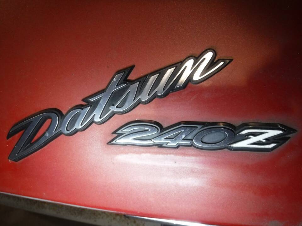 Image 15/48 of Datsun 240 Z (1971)