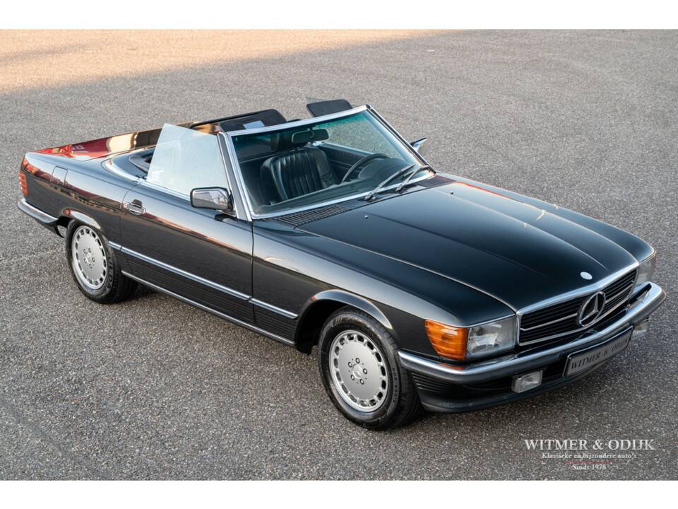 Image 19/32 de Mercedes-Benz 300 SL (1988)