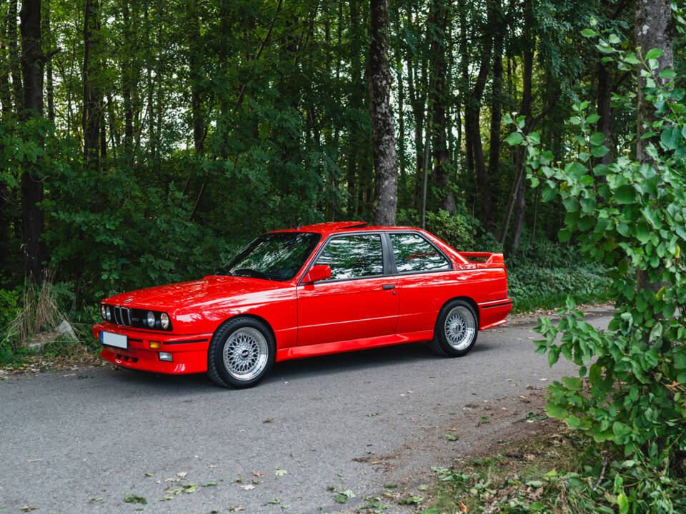 Image 25/50 of BMW M3 (1987)