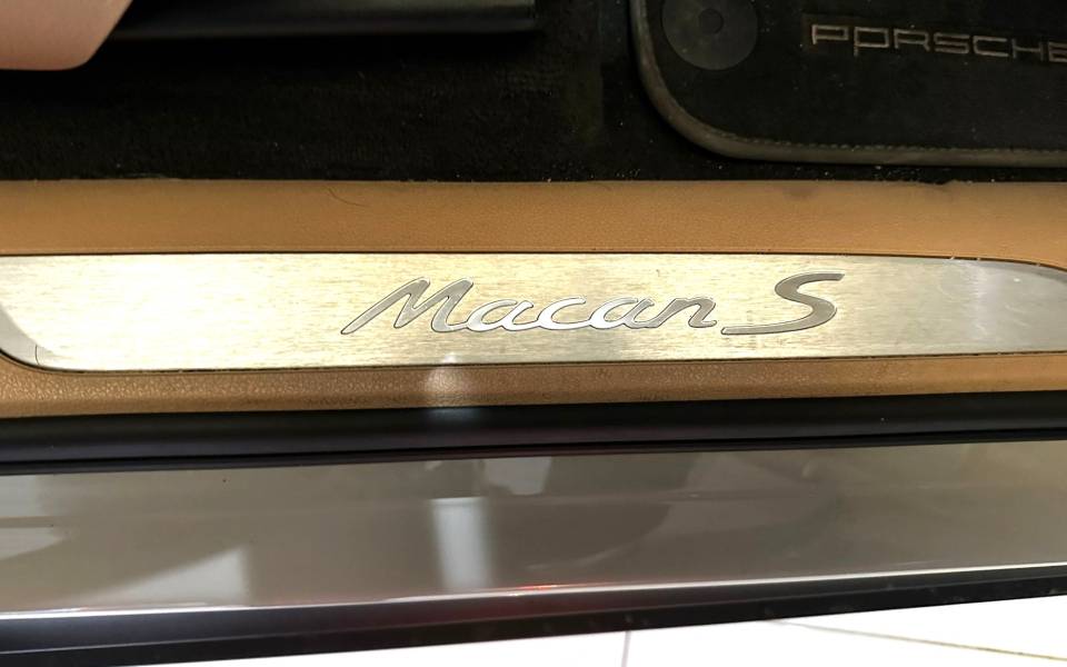Image 12/46 of Porsche Macan S (2019)