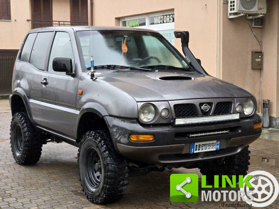 Image 1/10 of Nissan Terrano II 2.7 TD (1999)