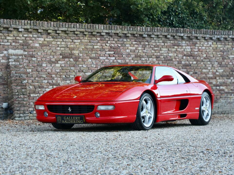 Image 43/50 de Ferrari F 355 Berlinetta (1996)