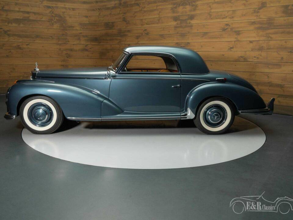 Image 2/31 of Mercedes-Benz 300 S (1953)