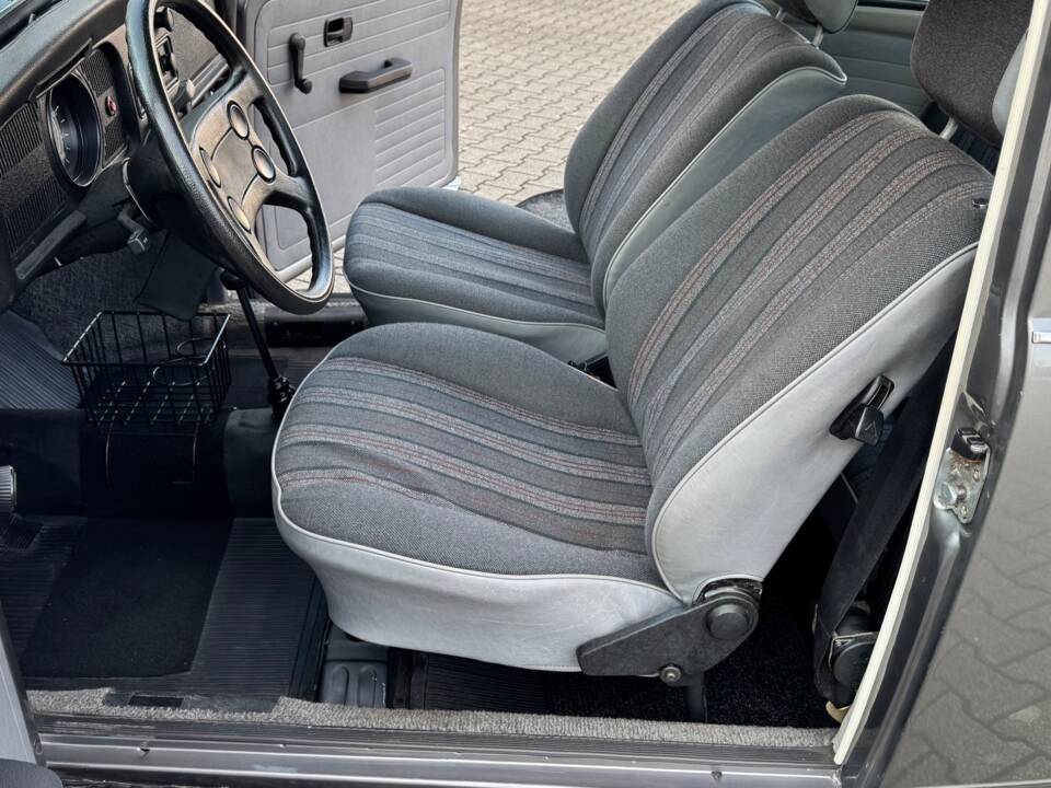 Bild 77/99 von Volkswagen Käfer 1200 Jubiläumsmodell (1985)