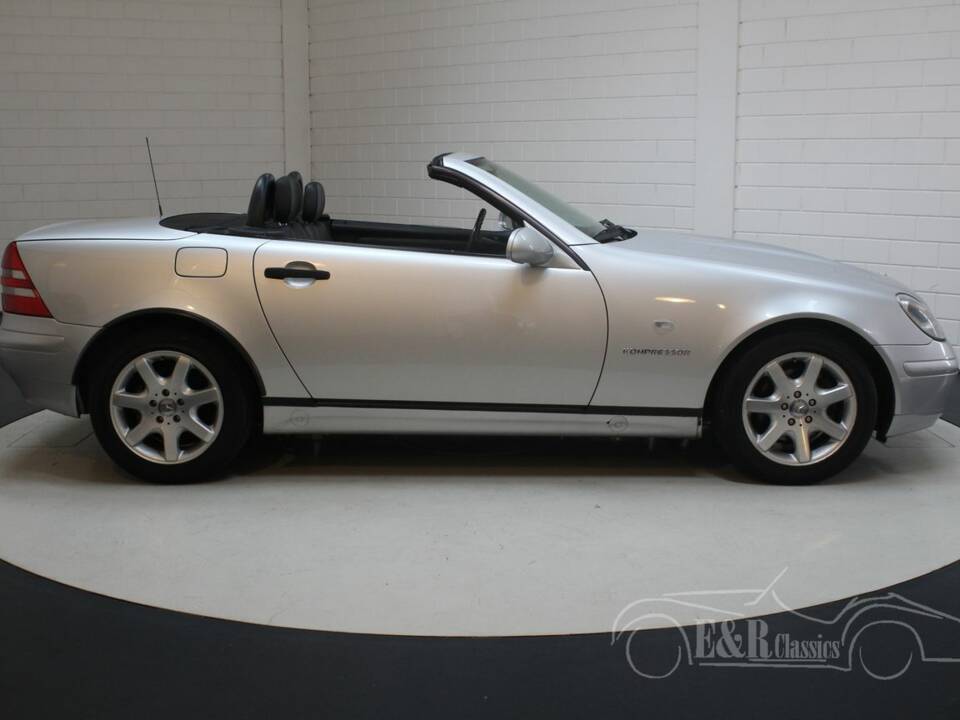 Immagine 2/5 di Mercedes-Benz SLK 230 Kompressor (1999)