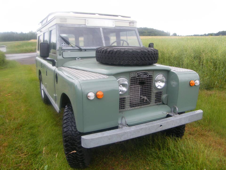 Afbeelding 1/94 van Land Rover 109 (1966)