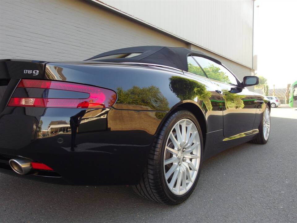 Bild 26/99 von Aston Martin DB 9 Volante (2006)