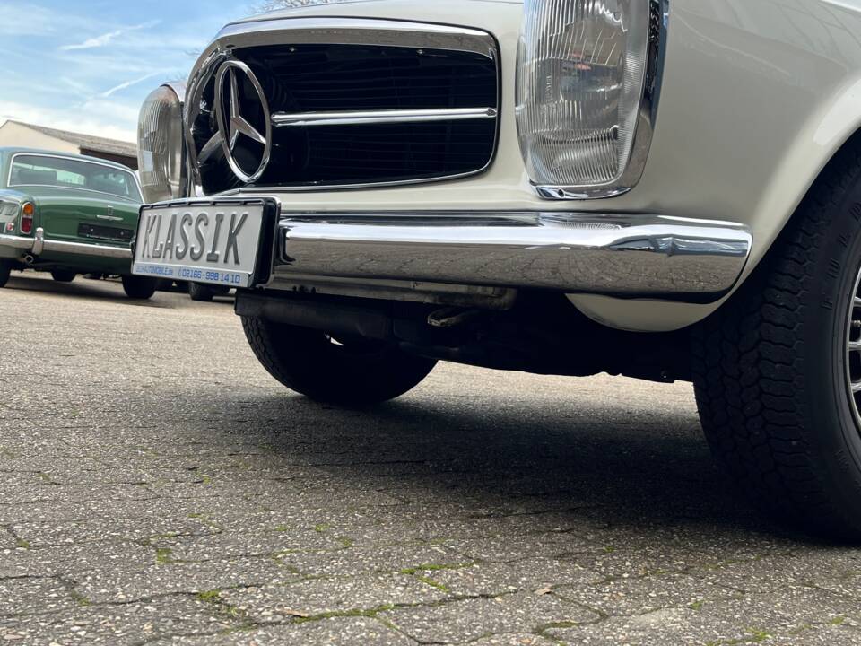 Image 78/100 of Mercedes-Benz 280 SL (1970)