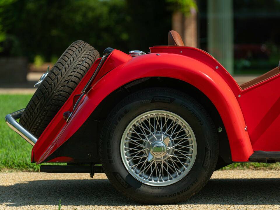 Immagine 35/50 di Burlington Arrow (1963)