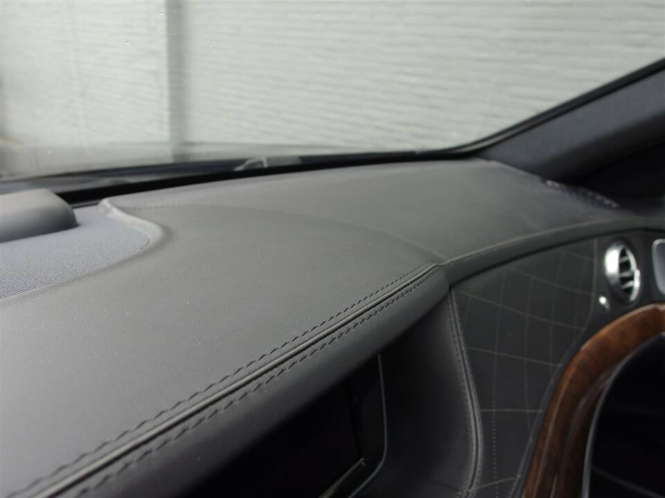 Bild 26/99 von Mercedes-Benz Maybach S 500 (2015)