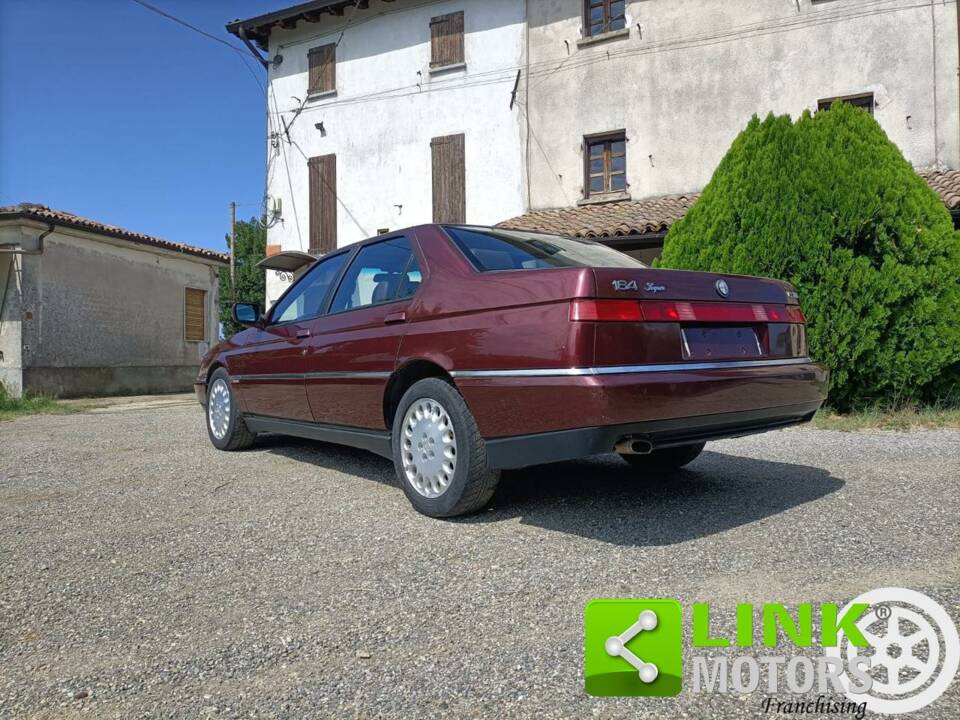 Imagen 3/10 de Alfa Romeo 164 2.0 Super V6 (1993)