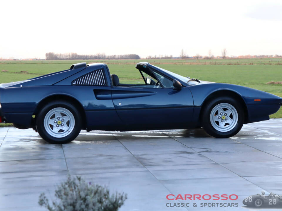 Image 34/50 of Ferrari 308 GTS Quattrovalvole (1985)