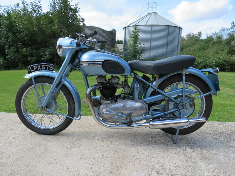 Bild 2/39 von Triumph DUMMY (1950)