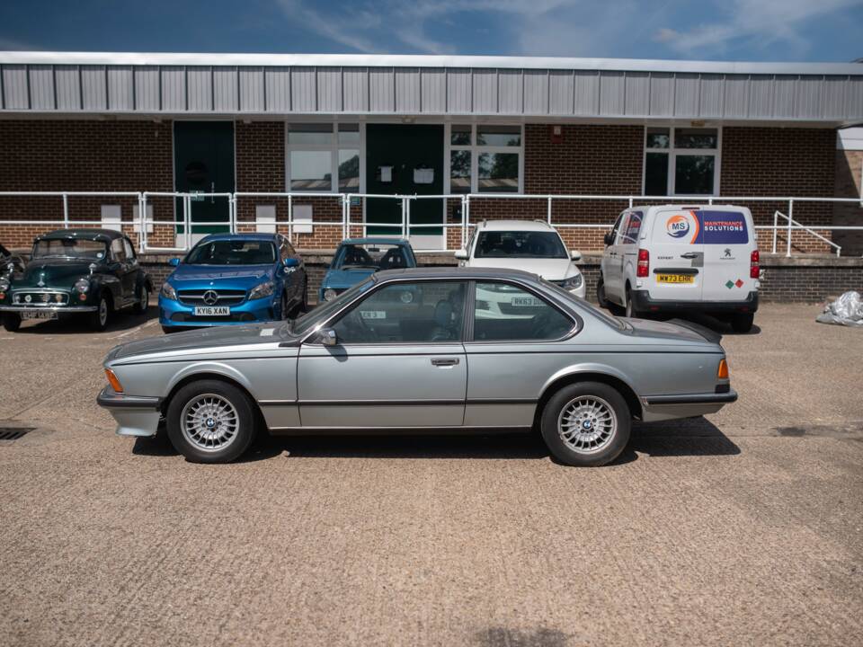 Bild 35/50 von BMW 635 CSi (1984)