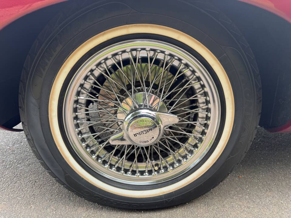 Immagine 28/29 di Jaguar E-Type (1970)