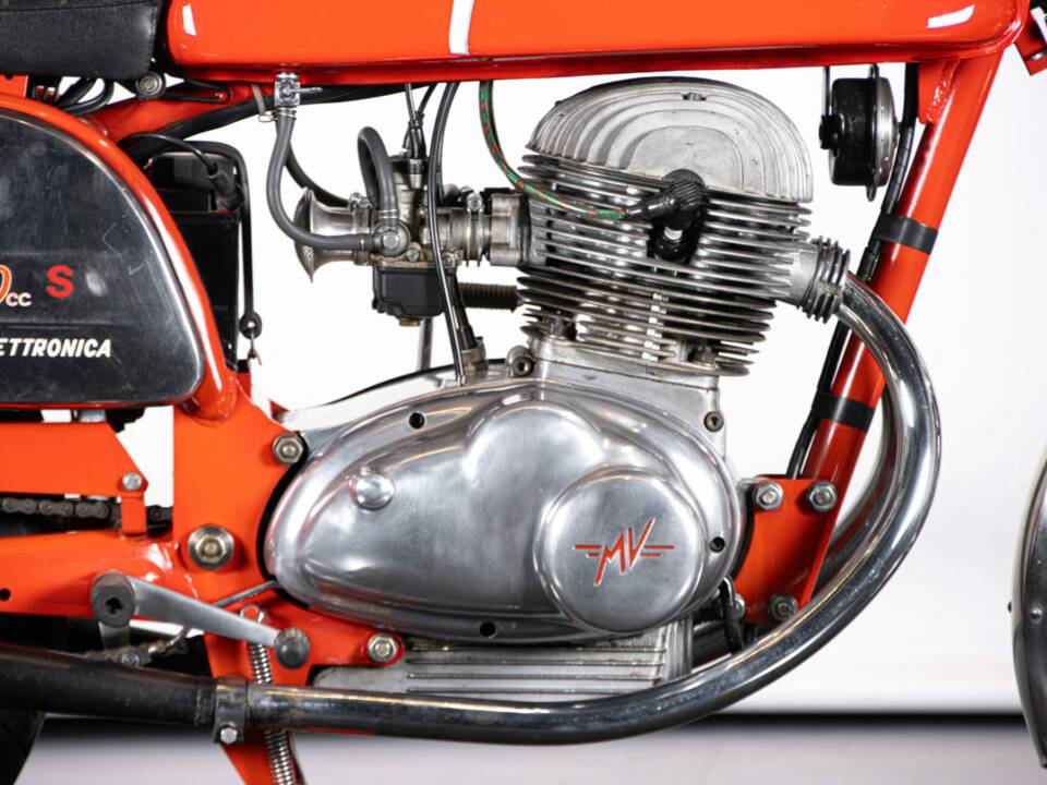 Image 38/50 of MV Agusta 350 S (1972)