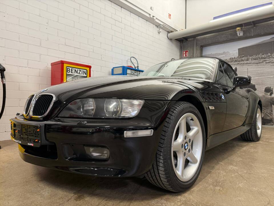 Image 2/19 of BMW Z3 1.9i (2001)
