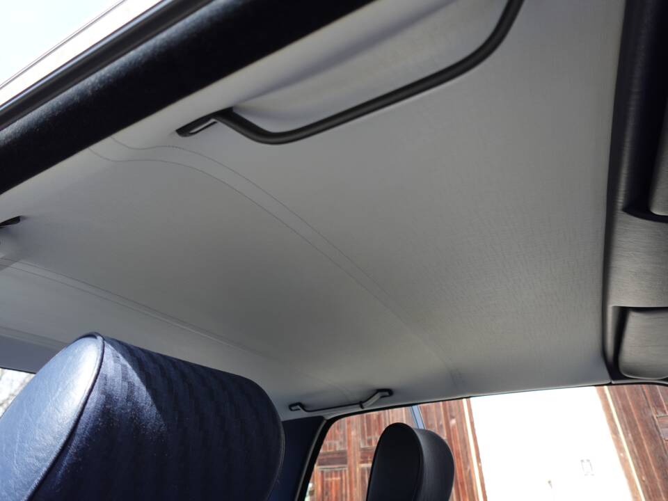 Bild 20/57 von Mercedes-Benz 230 CE (1980)