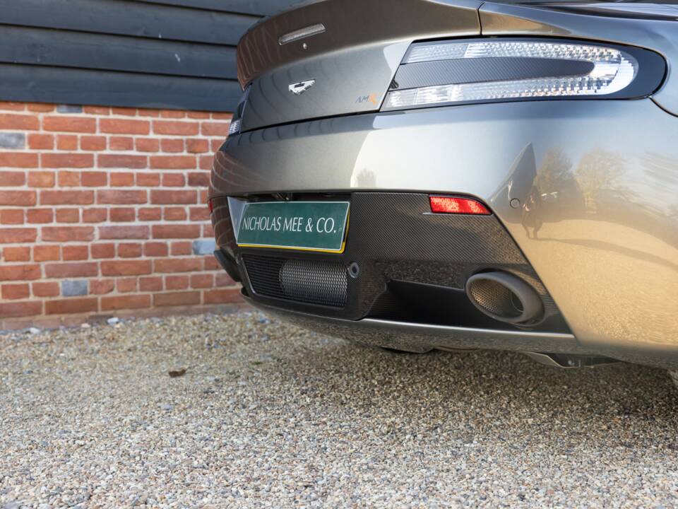 Image 22/53 of Aston Martin V12 Vantage AMR Roadster (2018)