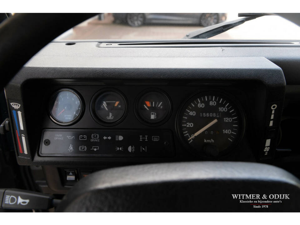 Image 9/25 de Land Rover Defender 90 (1996)