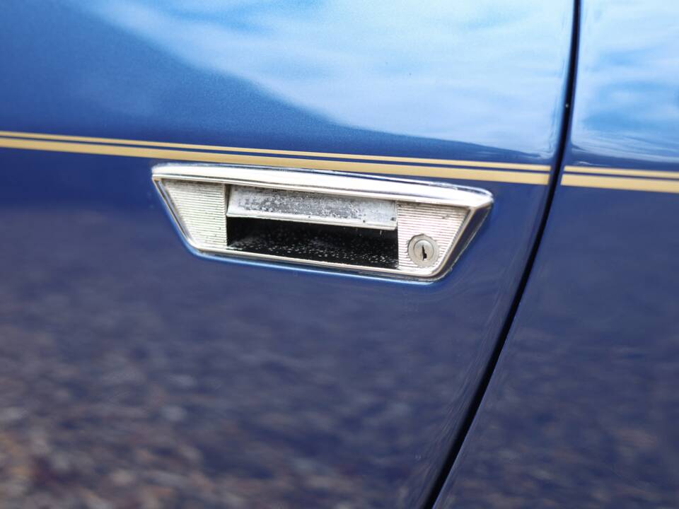 Bild 16/50 von Jensen Interceptor  MK III (1972)