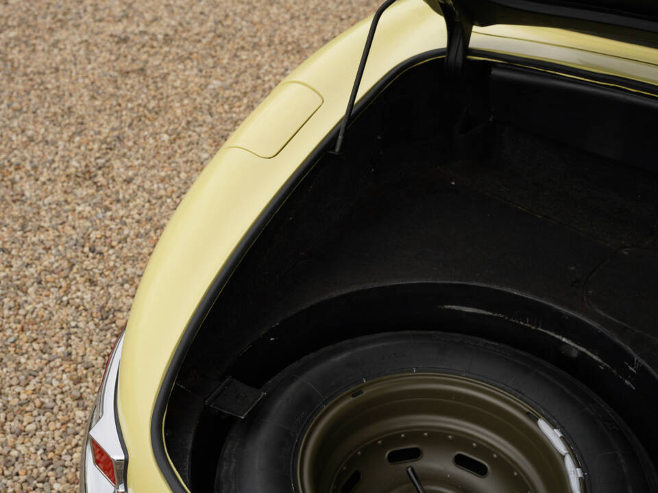 Imagen 33/50 de Mercedes-Benz 300 SL Roadster (1961)