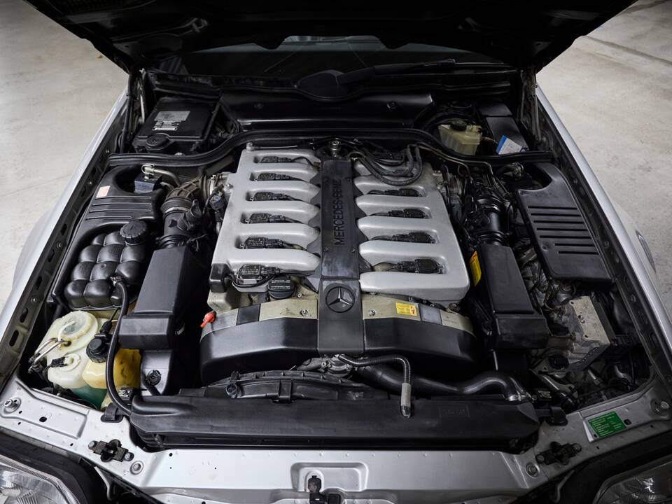 Immagine 88/95 di Mercedes-Benz SL 600 (1998)
