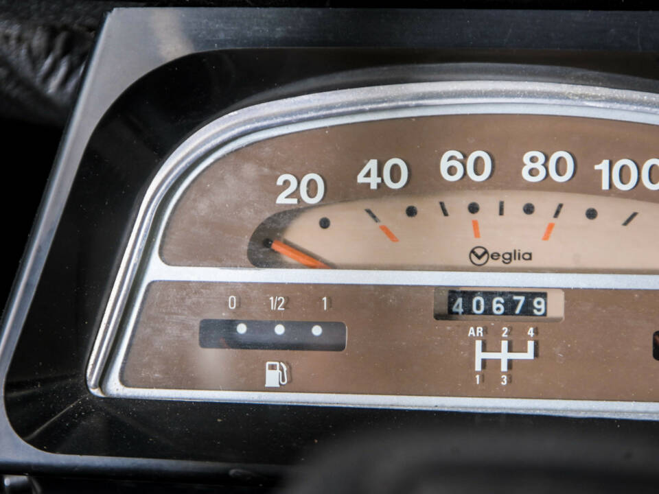 Image 16/50 de Citroën 2 CV 6 (1986)